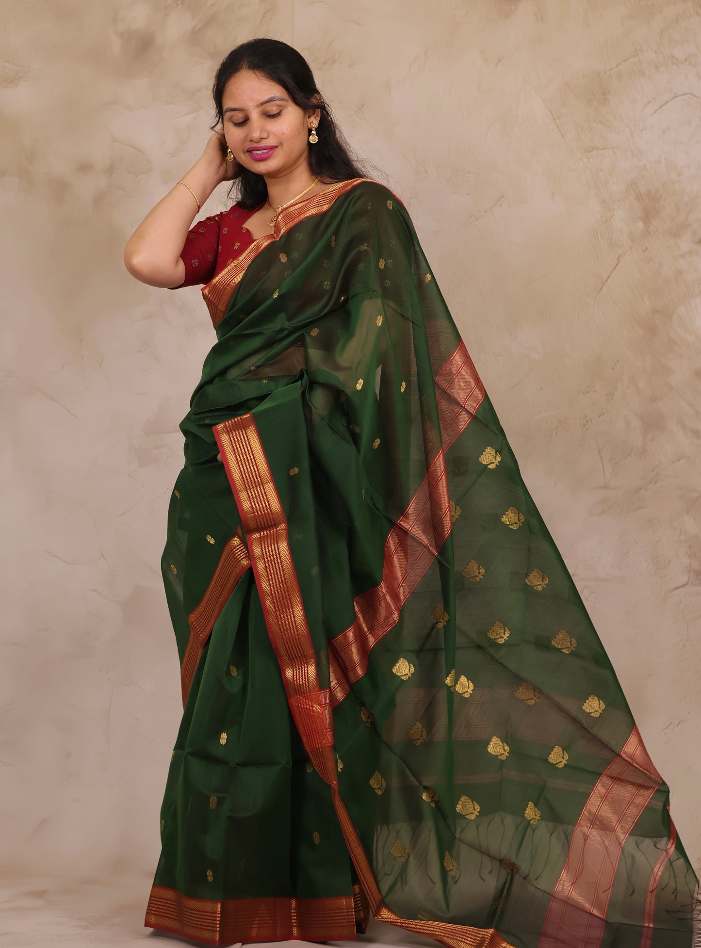 Green Handloom Maheswari Silk Cotton Sarees | Looms & Tassels