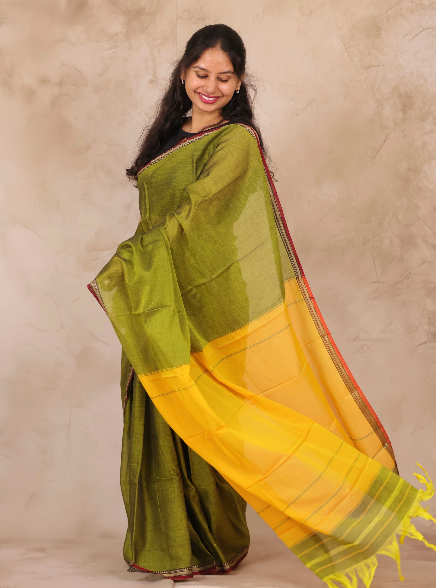 Green Narayanpet Cotton Saree | Looms & Tassels