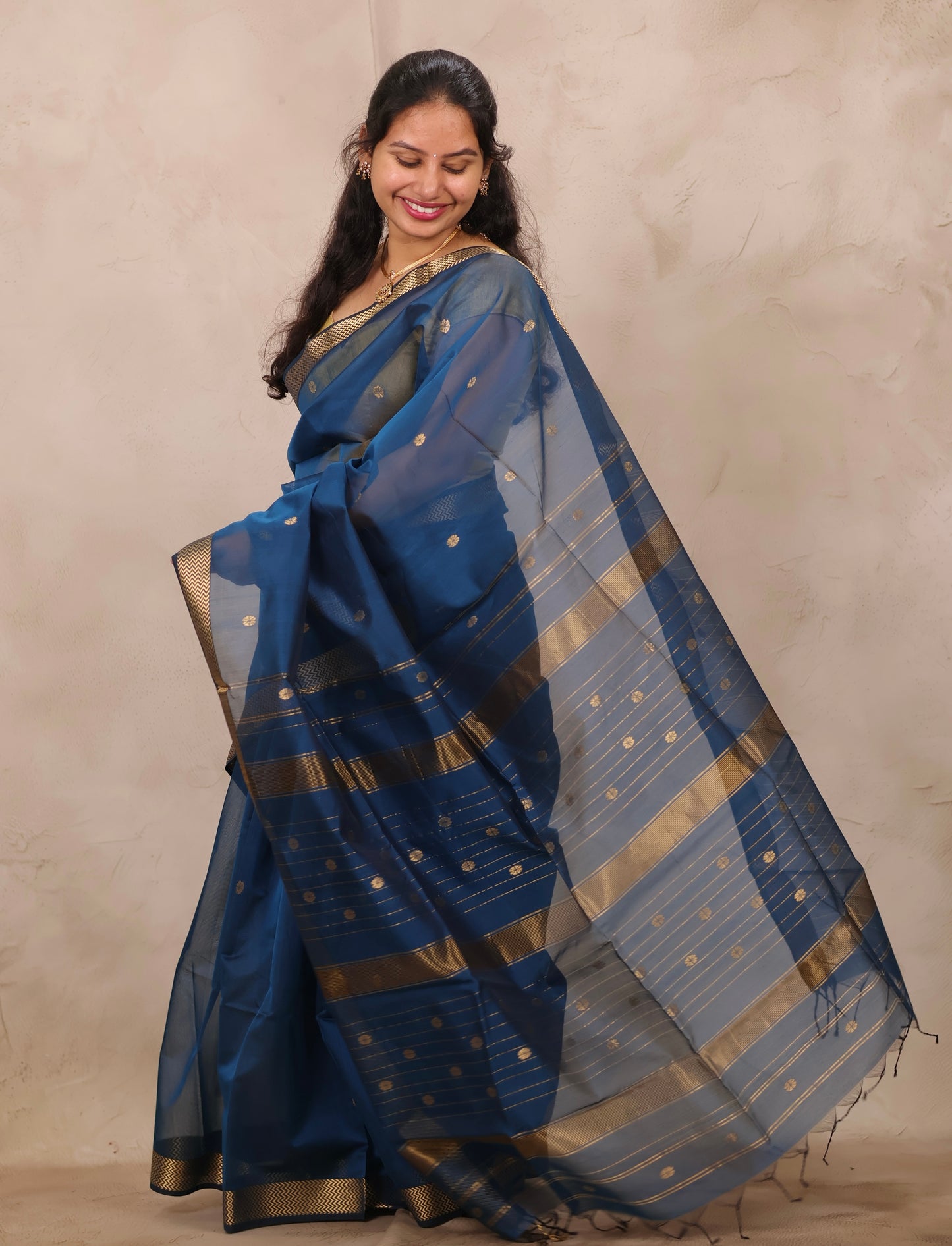 Blue Handloom Maheswari Silk Cotton Sarees | Looms & Tassels