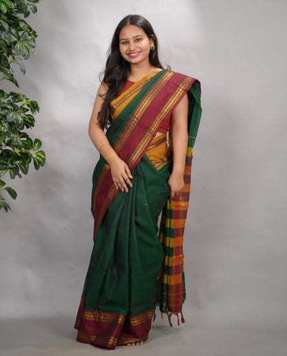 Green Narayanpet Cotton Saree With Ganga And Jamuna Border | Looms & Tassels