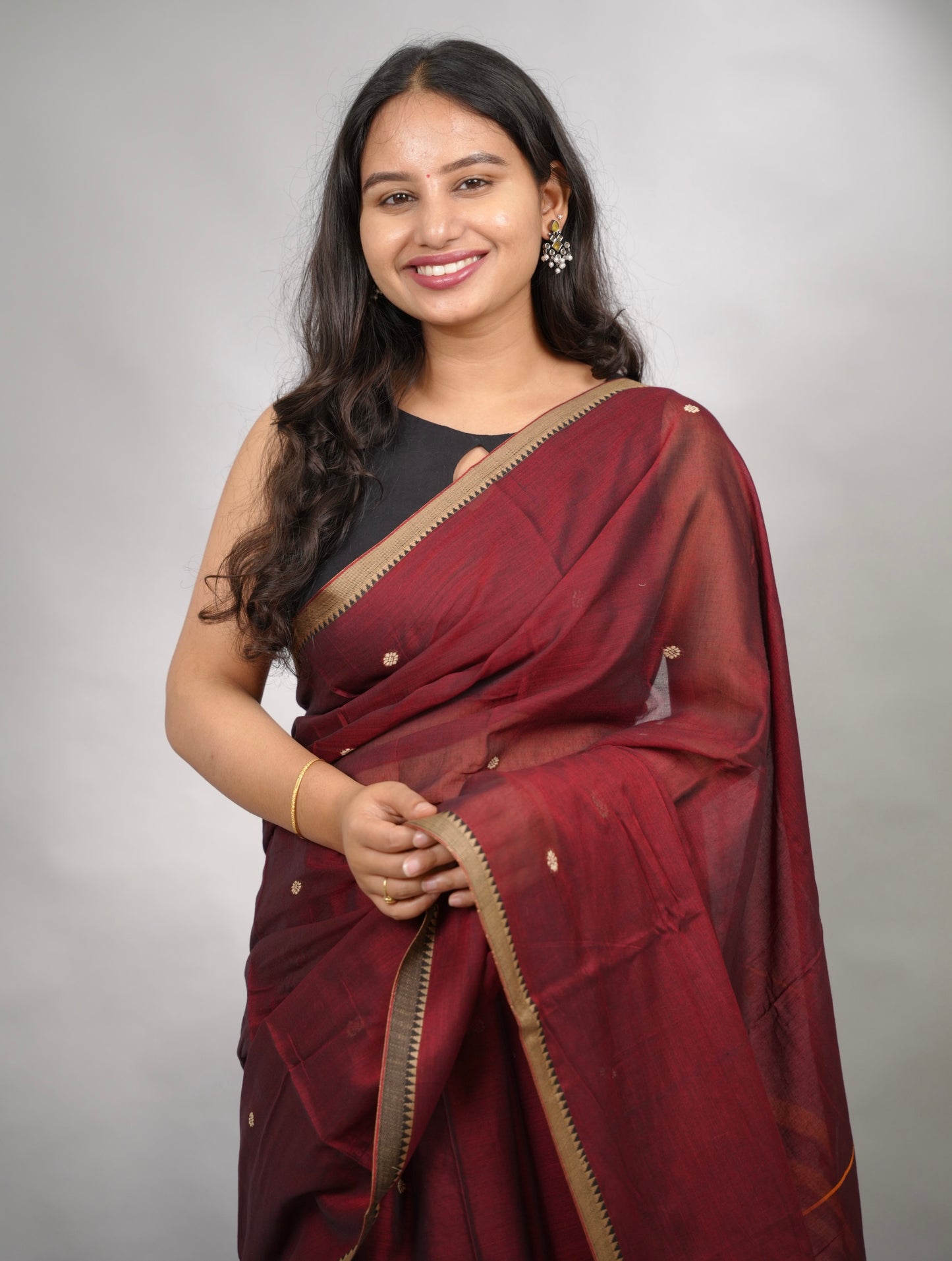 Maroon Narayanpet Cotton Saree With Butta Weaving | Looms & Tassels