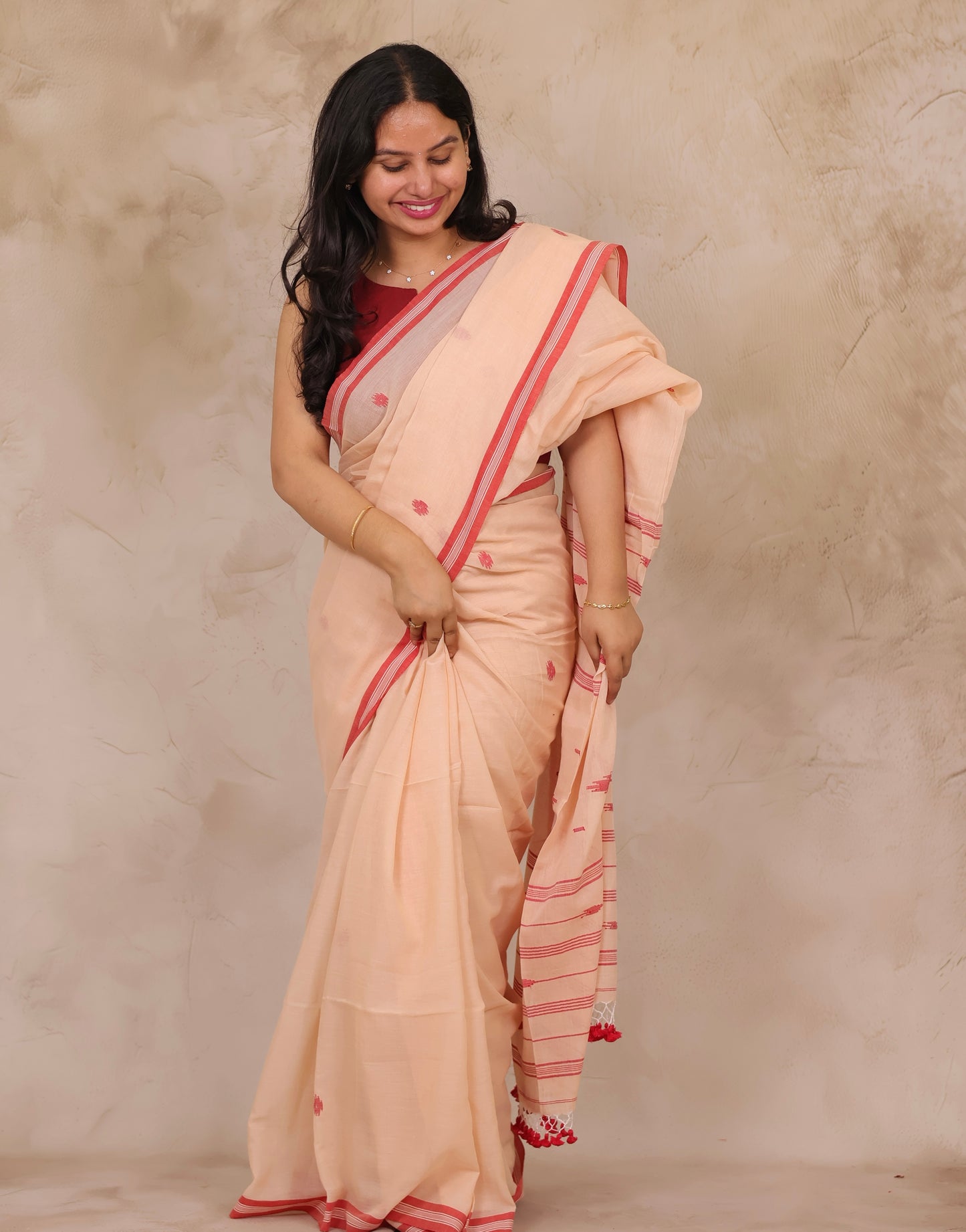 Cream Handwoven Malai Cotton Saree| Looms & Tassels