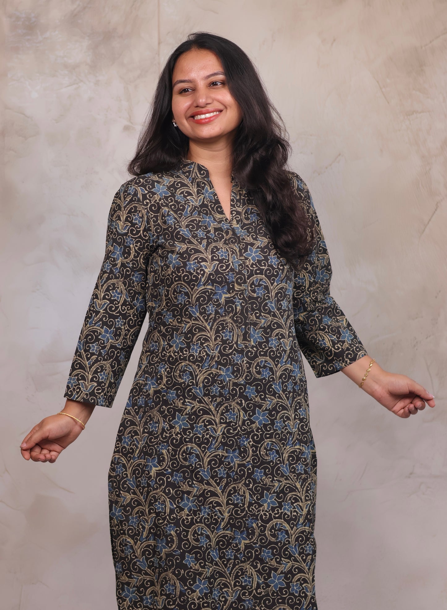 Grey Ajrakh Hand Block Printed Kurti | Looms & Tassels