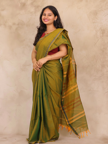 Pachi Green Narayanpet Cotton Saree | Looms & Tassels