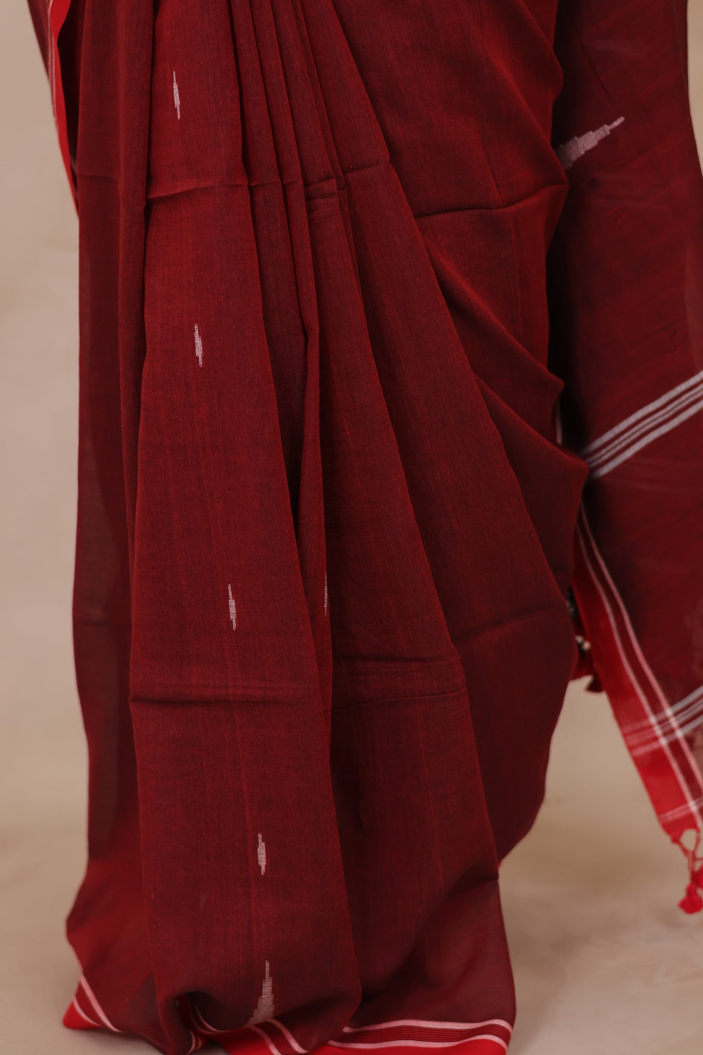 Maroon Handwoven Malai Cotton Saree| Looms & Tassels