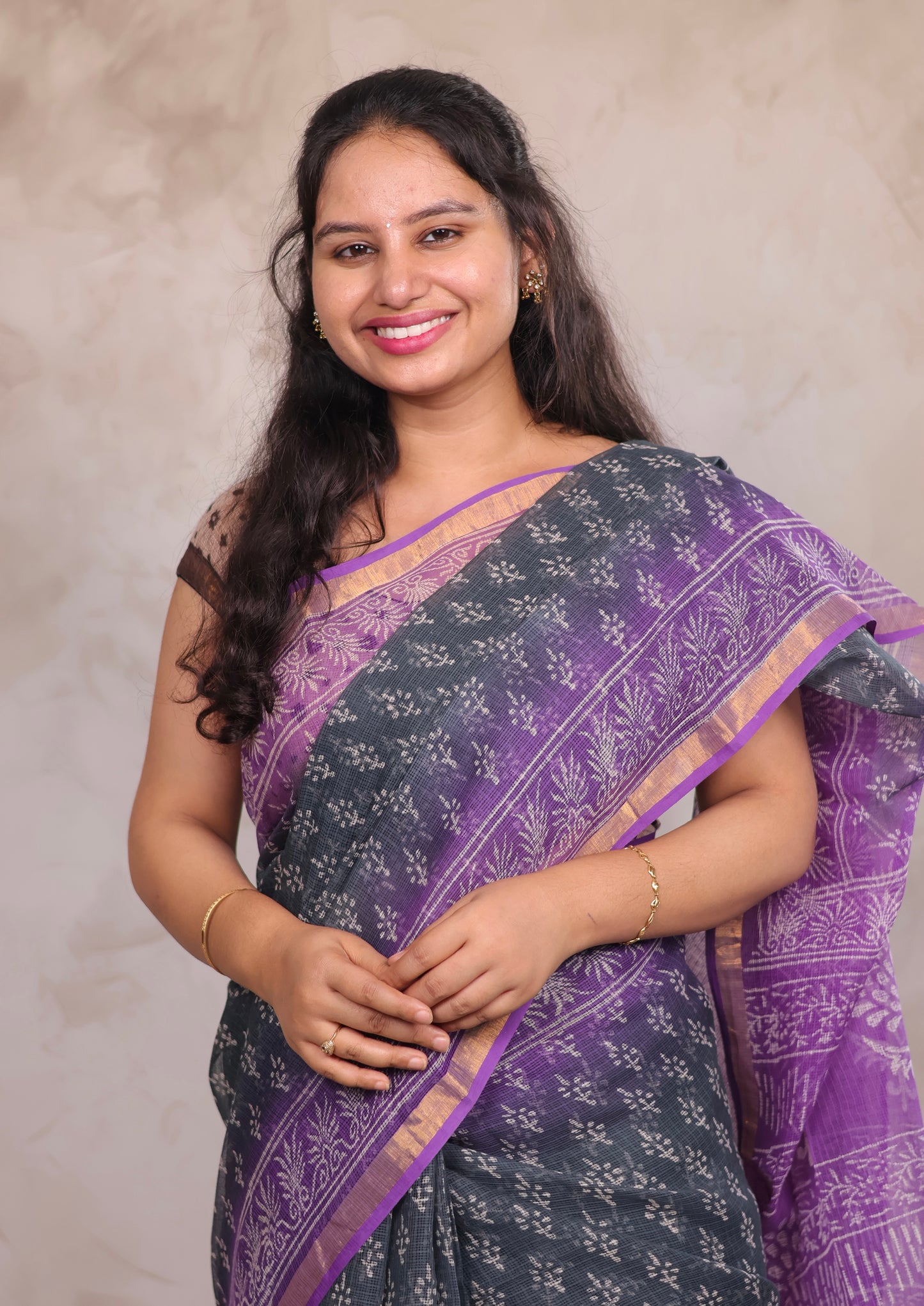 Ash And Dark Lavender Dual Shade Pure Kota Doria Saree with Bagru Handblock Prints | Looms & Tassels
