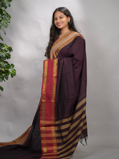 Wine Narayanpet Cotton Saree With Ganga And Jamuna Border | Looms & Tassels