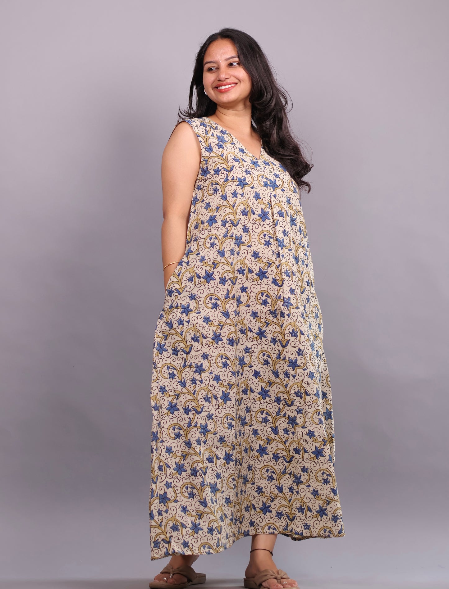 Cream Ajrakh Handblock Printed A-Line Cotton Kurti – Elegant & Comfortable Ethnic Wear | Looms & Tassels