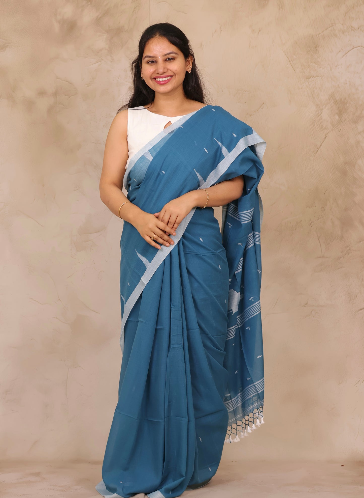 Blue Handwoven Malai Cotton Saree| Looms & Tassels