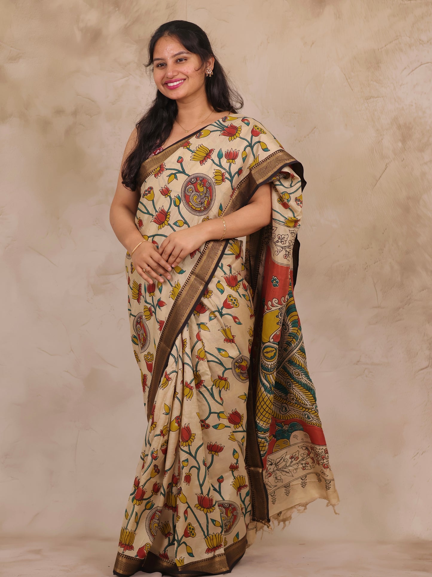 Cream Lotus Kalamkari Nizam Border Chennur Silk Saree | Looms & Tassels