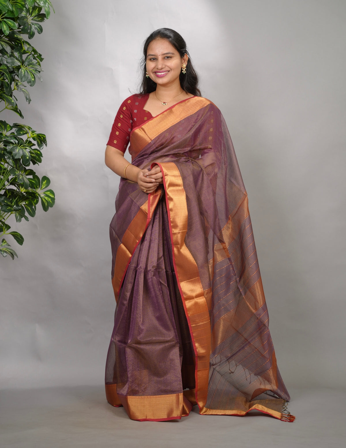Lavender Checks Handloom Maheswari Tissue Silk Cotton Sarees | Looms & Tassels