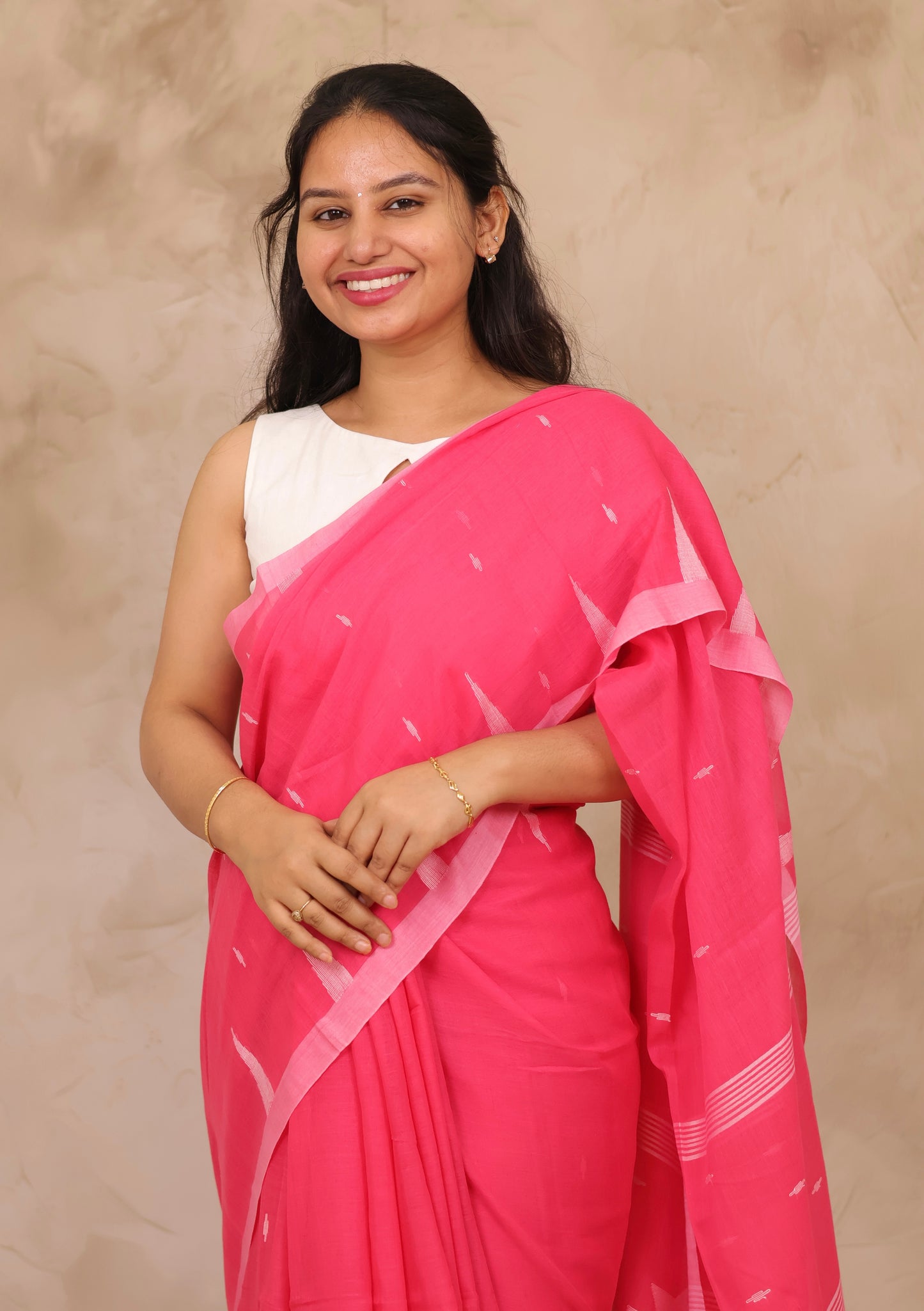 Pink Handwoven Malai Cotton Saree| Looms & Tassels