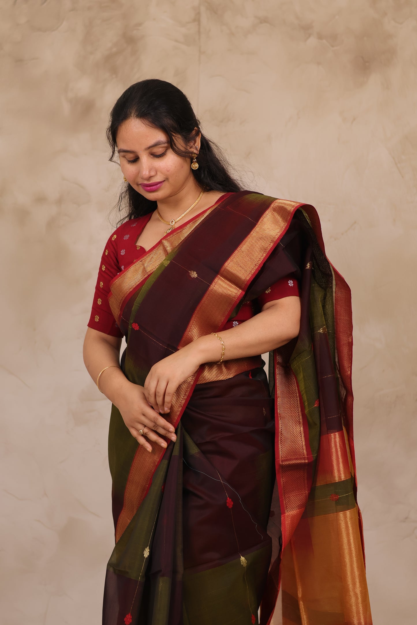 Wine & Green Handloom Maheswari Silk Cotton Sarees | Looms & Tassels