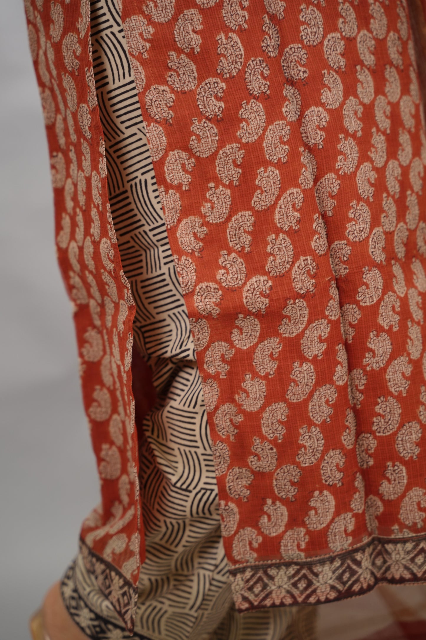 Maroon Handblock printed kota 3 piece suit (stitched)