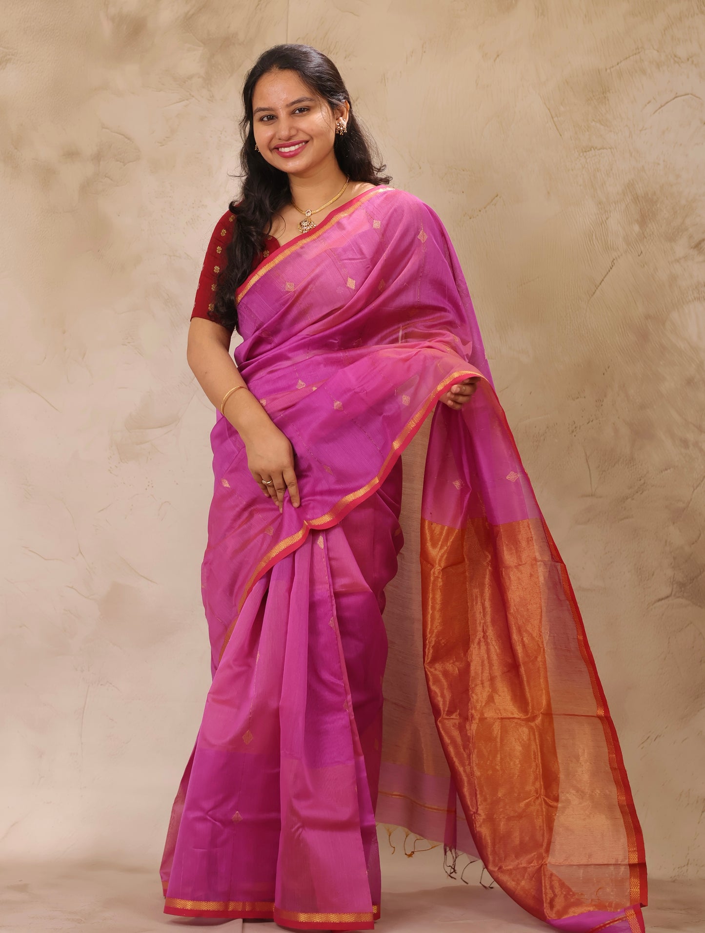 Lavender Handloom Maheswari Silk Cotton Sarees | Looms & Tassels