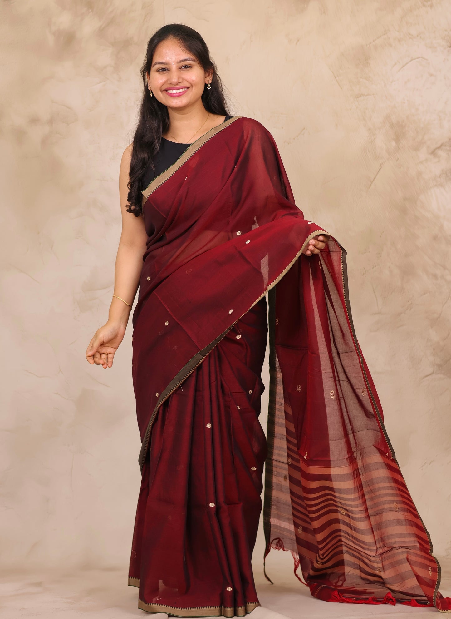Maroon Narayanpet Cotton Saree With Butta Weaving | Looms & Tassels