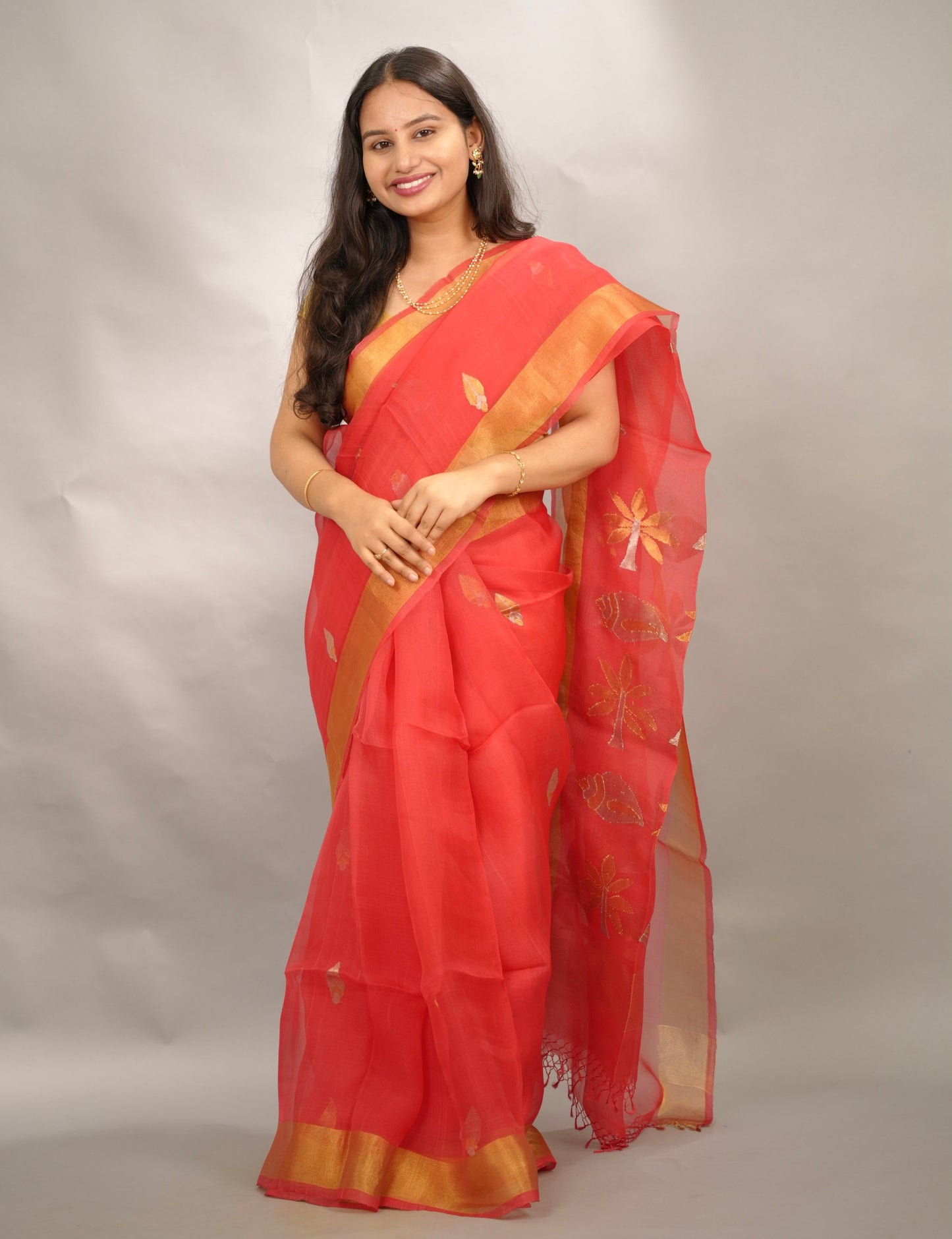 Orange Handloom Muslin Silk Saree With jamdhani weaving | Looms & Tassels