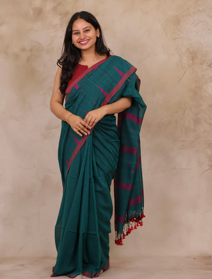 Emerald Green Handwoven Malai Cotton Saree| Looms & Tassels