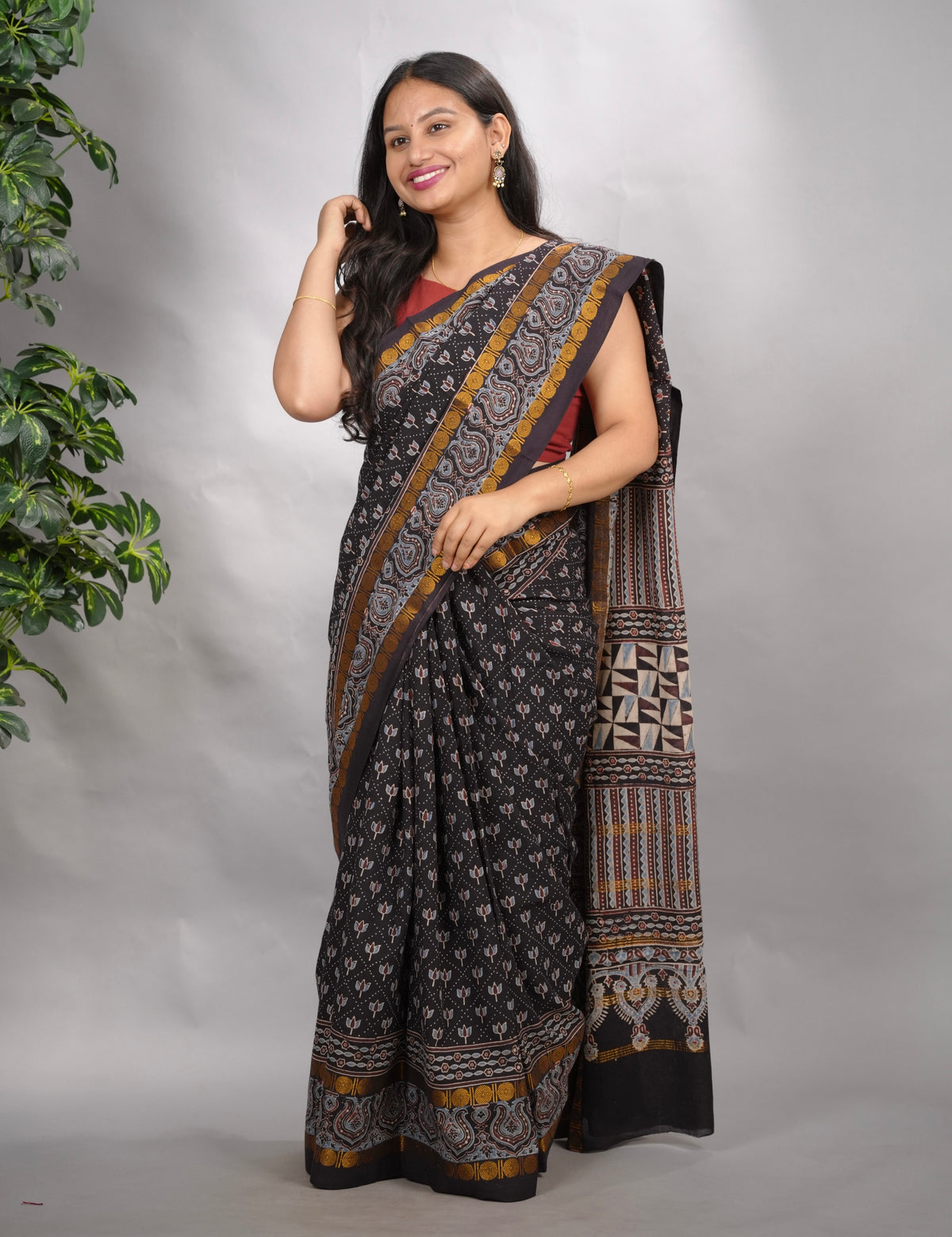 Black Ajrakh Hand Block Printed Sungudi Cotton Saree | Looms & Tassels