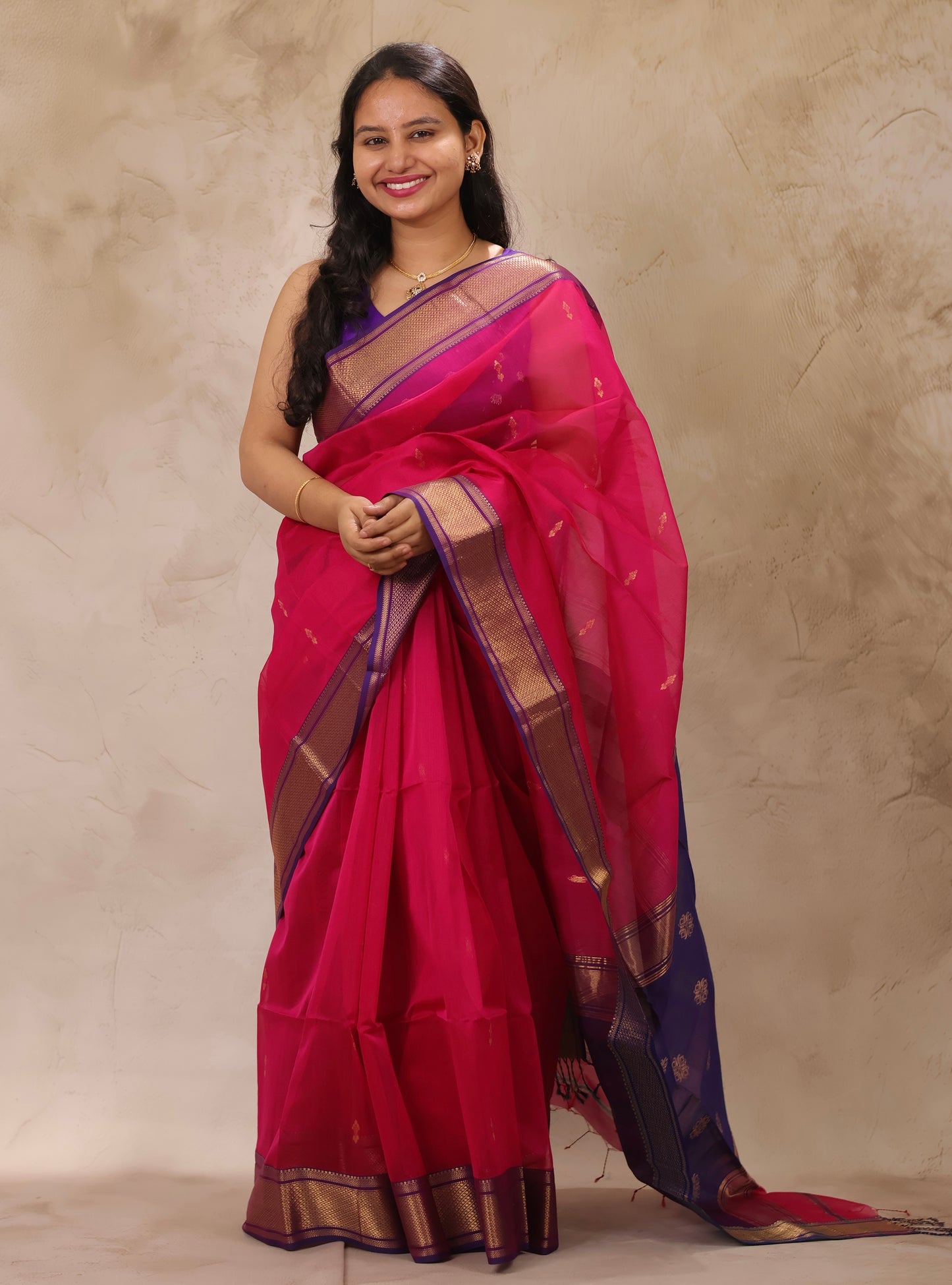 Pink Handloom Maheswari Silk Cotton Sarees | Looms & Tassels