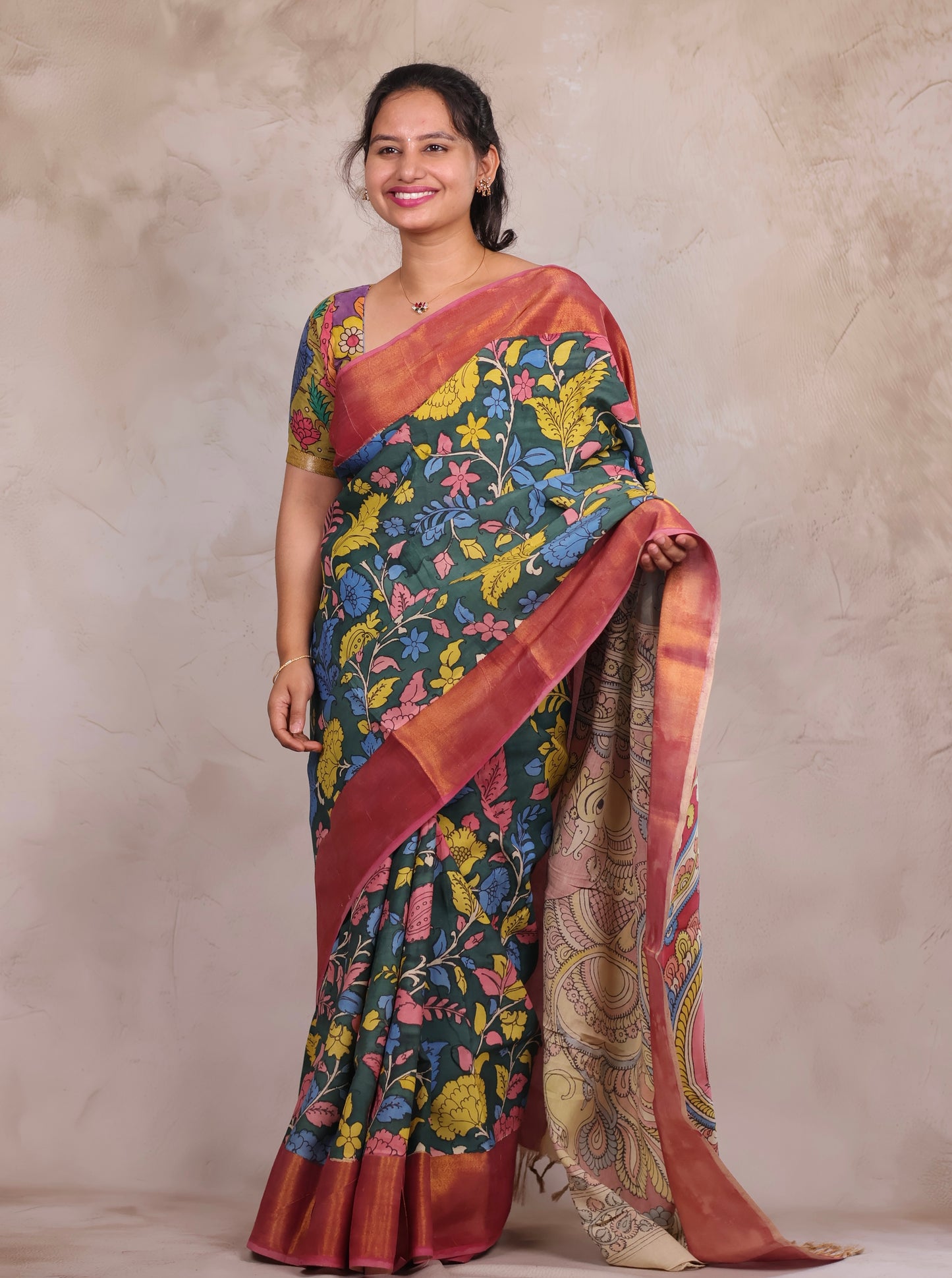 Hand Drawn Pen Kalamkari Pachi Green And Pink Bangalore Silk Kanchi Border Saree | Looms & Tassels