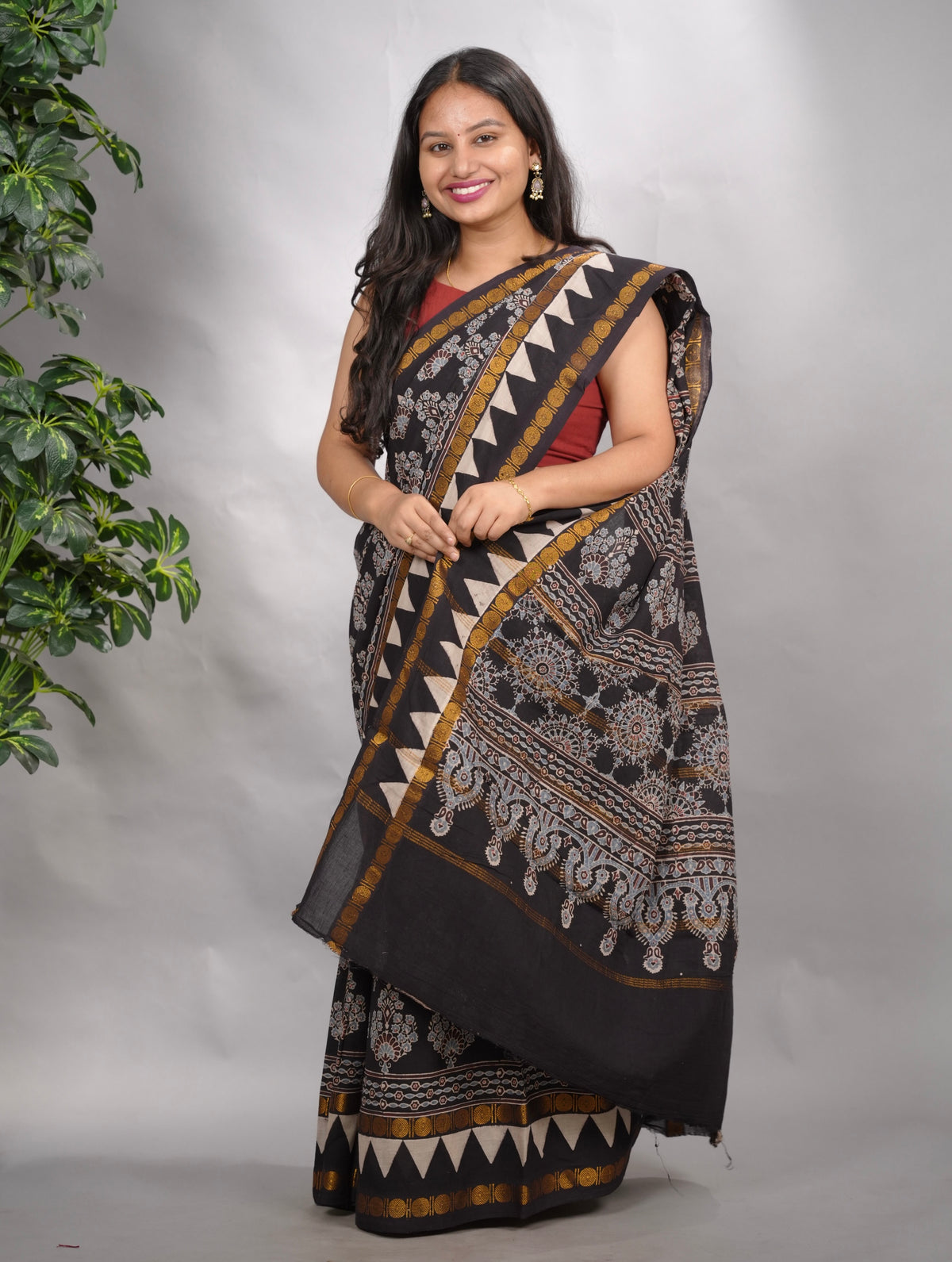 Black Ajrakh Hand Block Printed Sungudi Cotton Saree | Looms & Tassels
