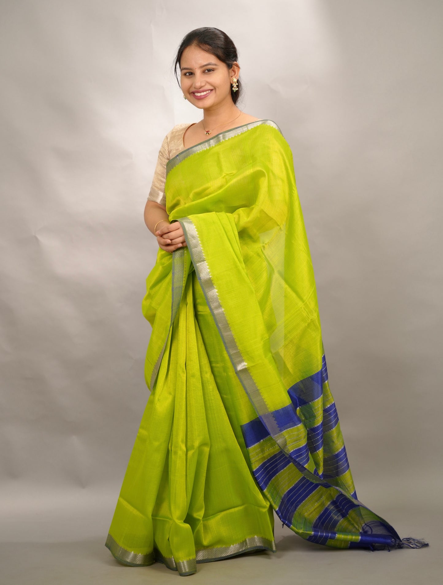 Parrot Green & Blue Handloom Mangalagiri Silk Saree| Looms & Tassels