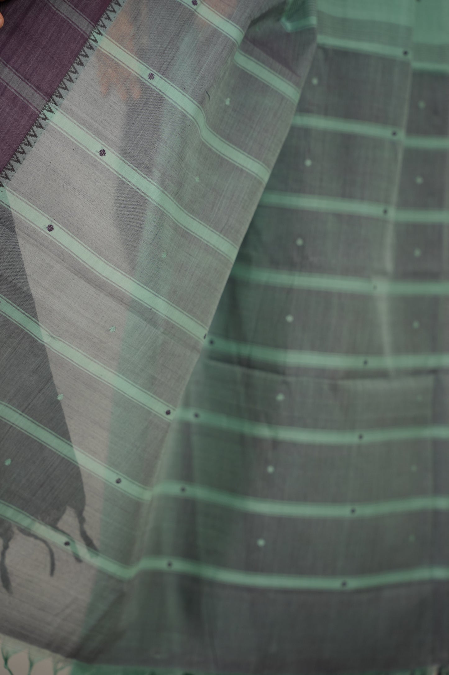 Handloom Venkatagiri Cotton Saree Without Blouse | Looms & Tassels