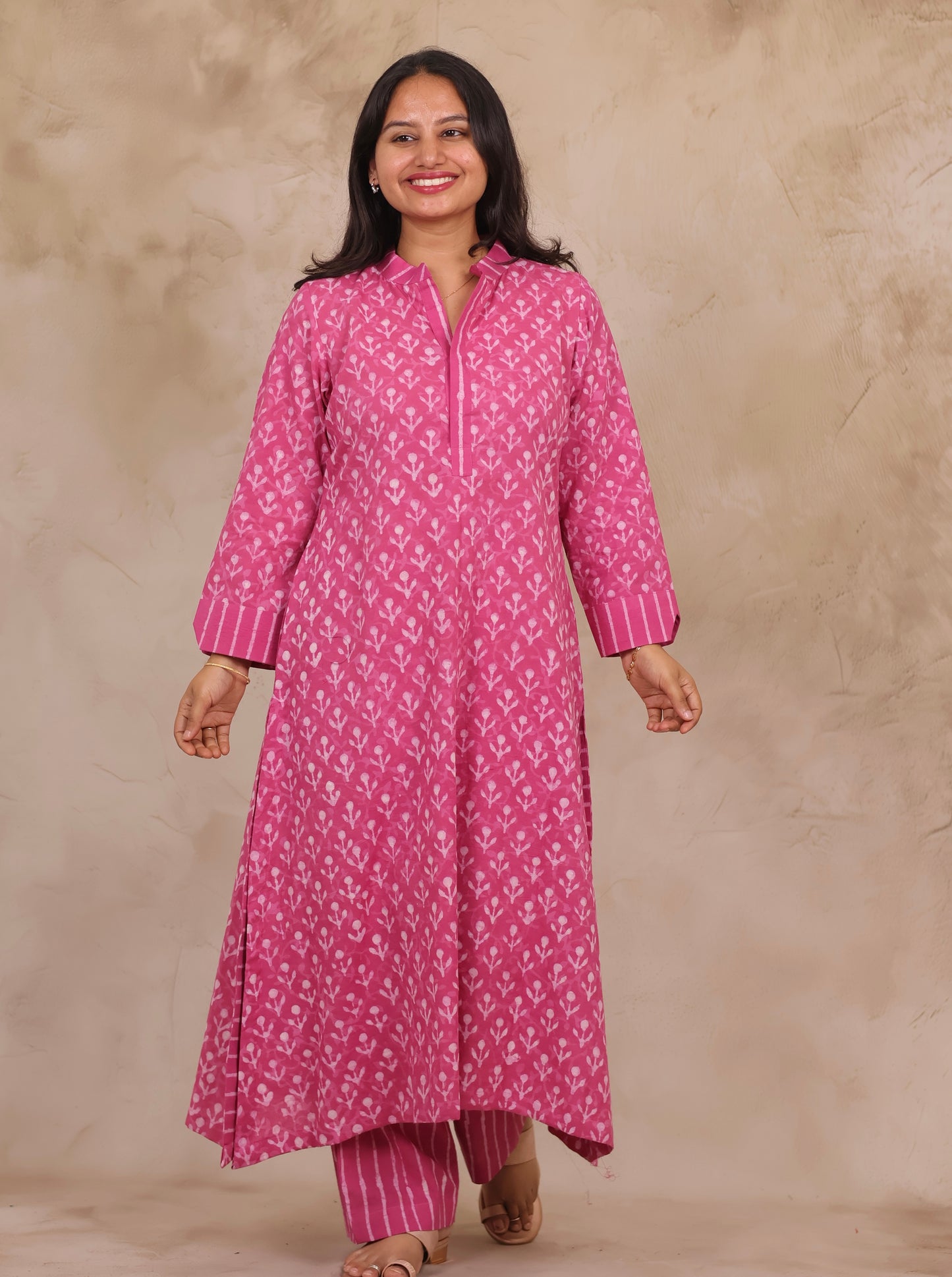 Pink Pure Mul Cotton Aline Kurta Set (Set of 2) | Looms & Tassels