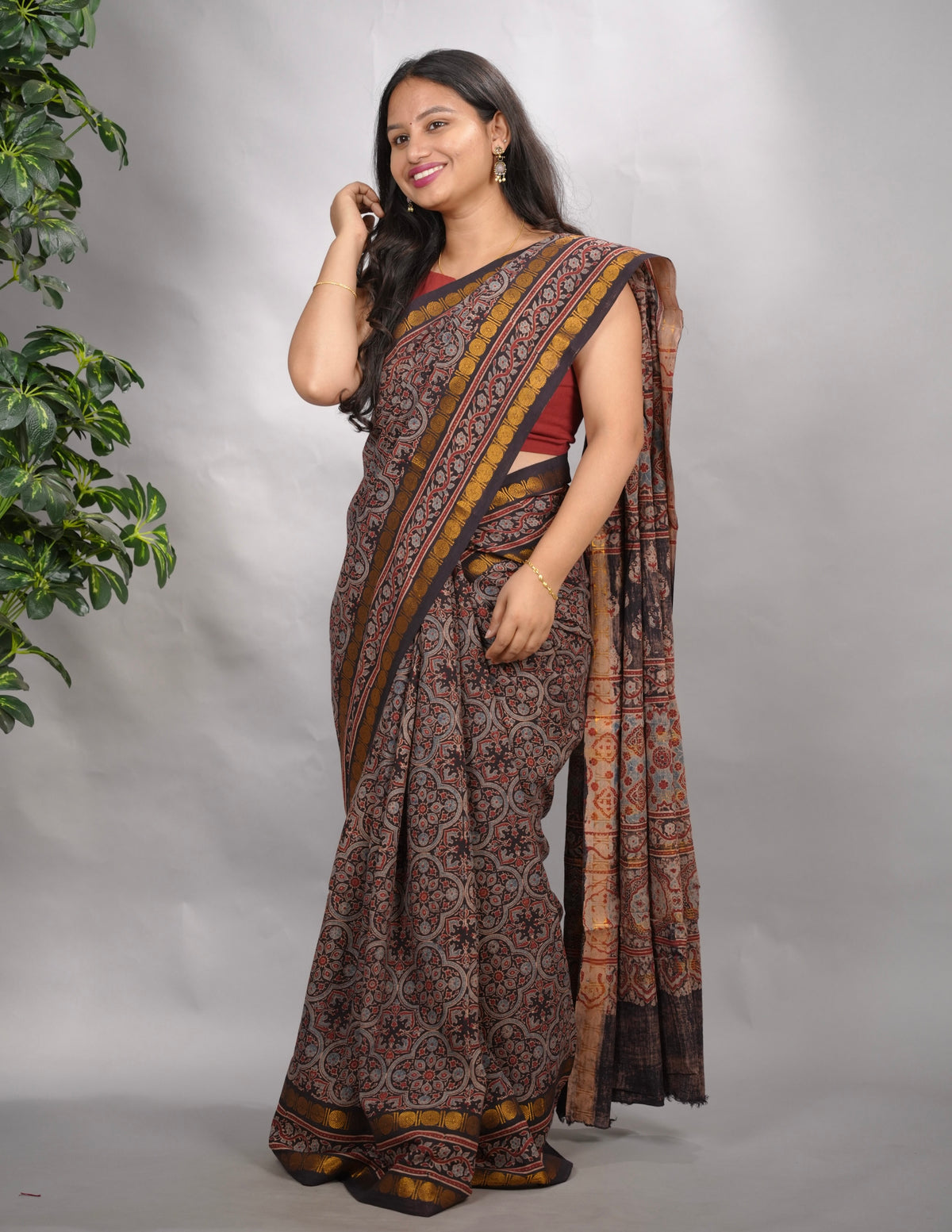 Black Ajrakh Hand Block Printed Sungudi Cotton Saree | Looms & Tassels
