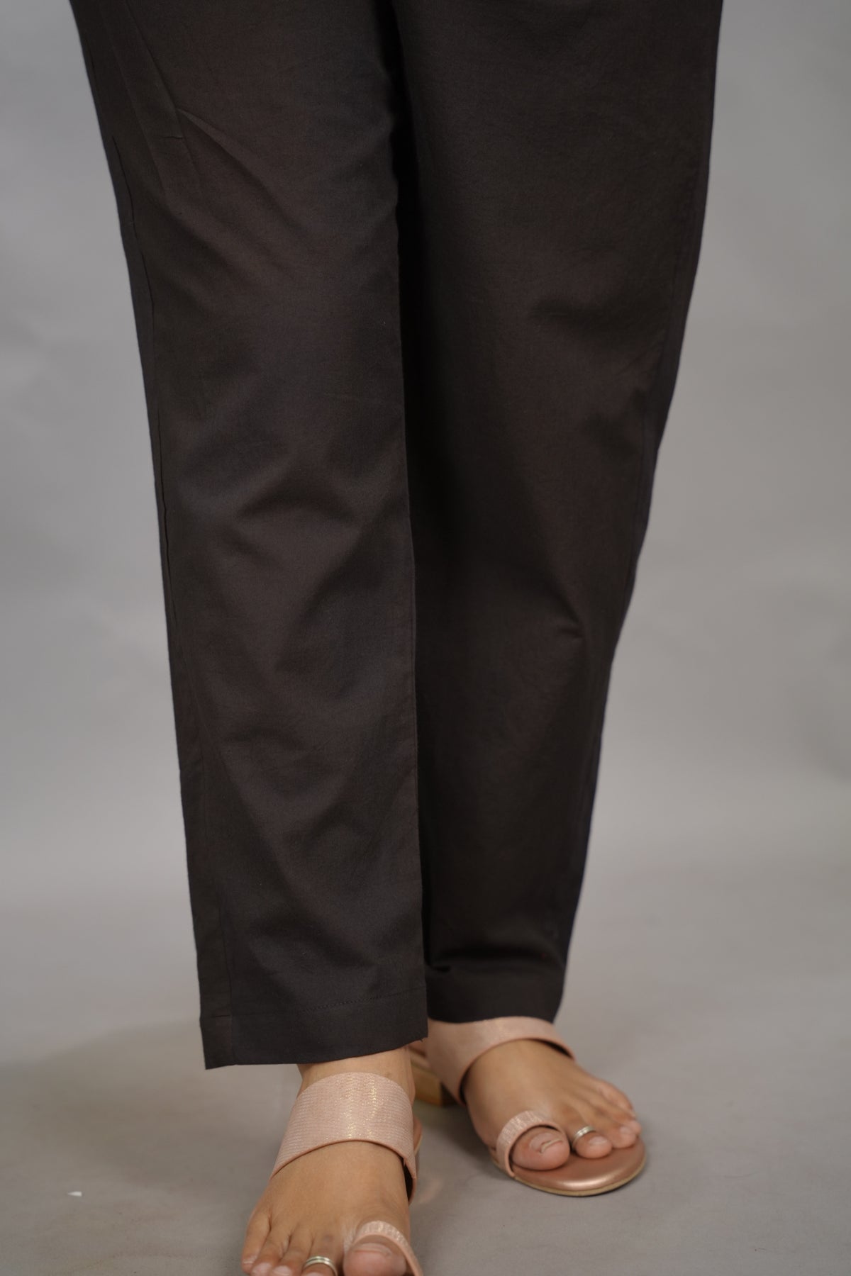 Black Plain Cotton Narrow Pant