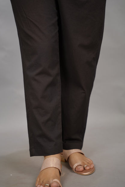 Black Plain Cotton Narrow Pant