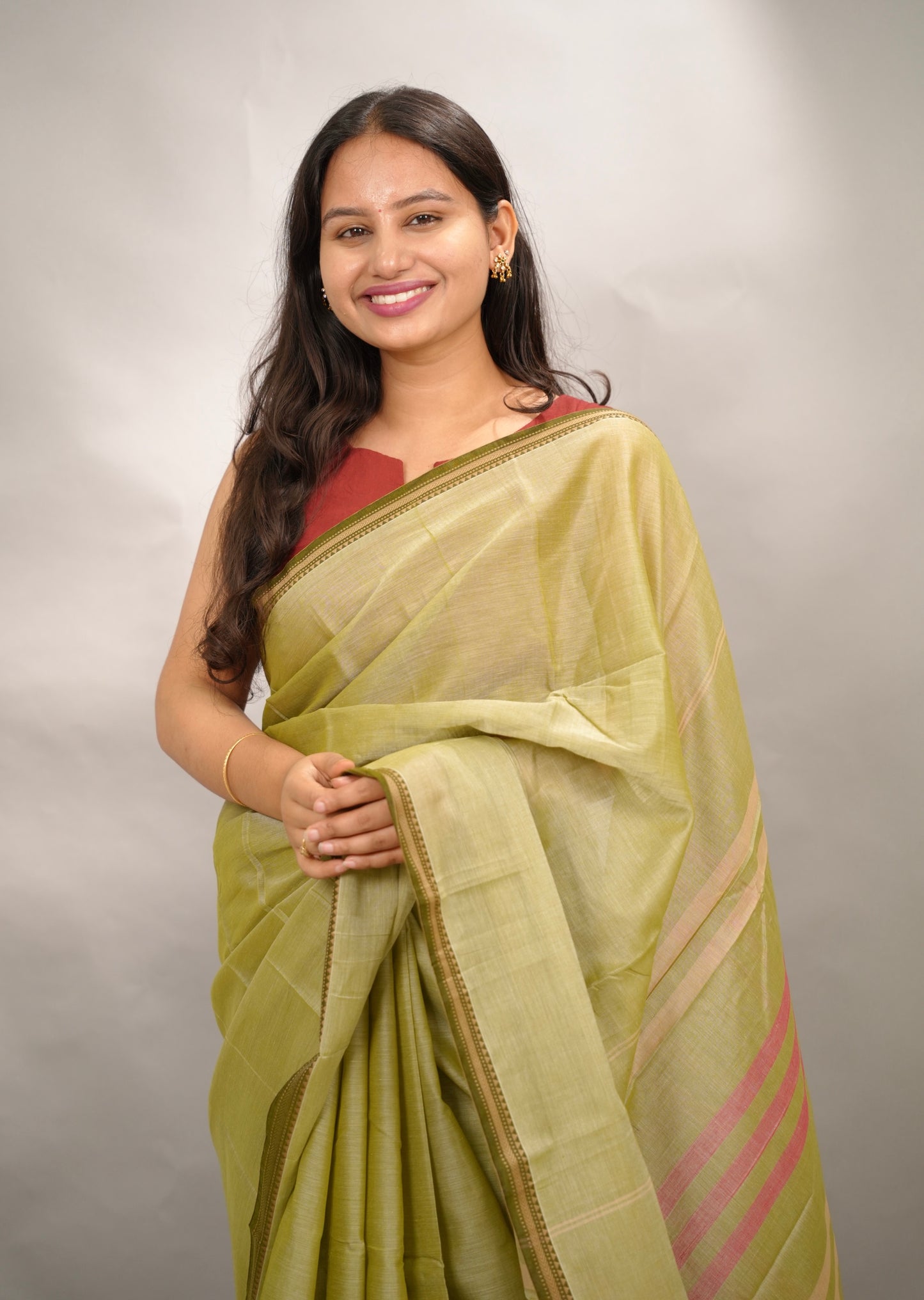 Olive green Narayanpet Cotton Saree | Looms & Tassels