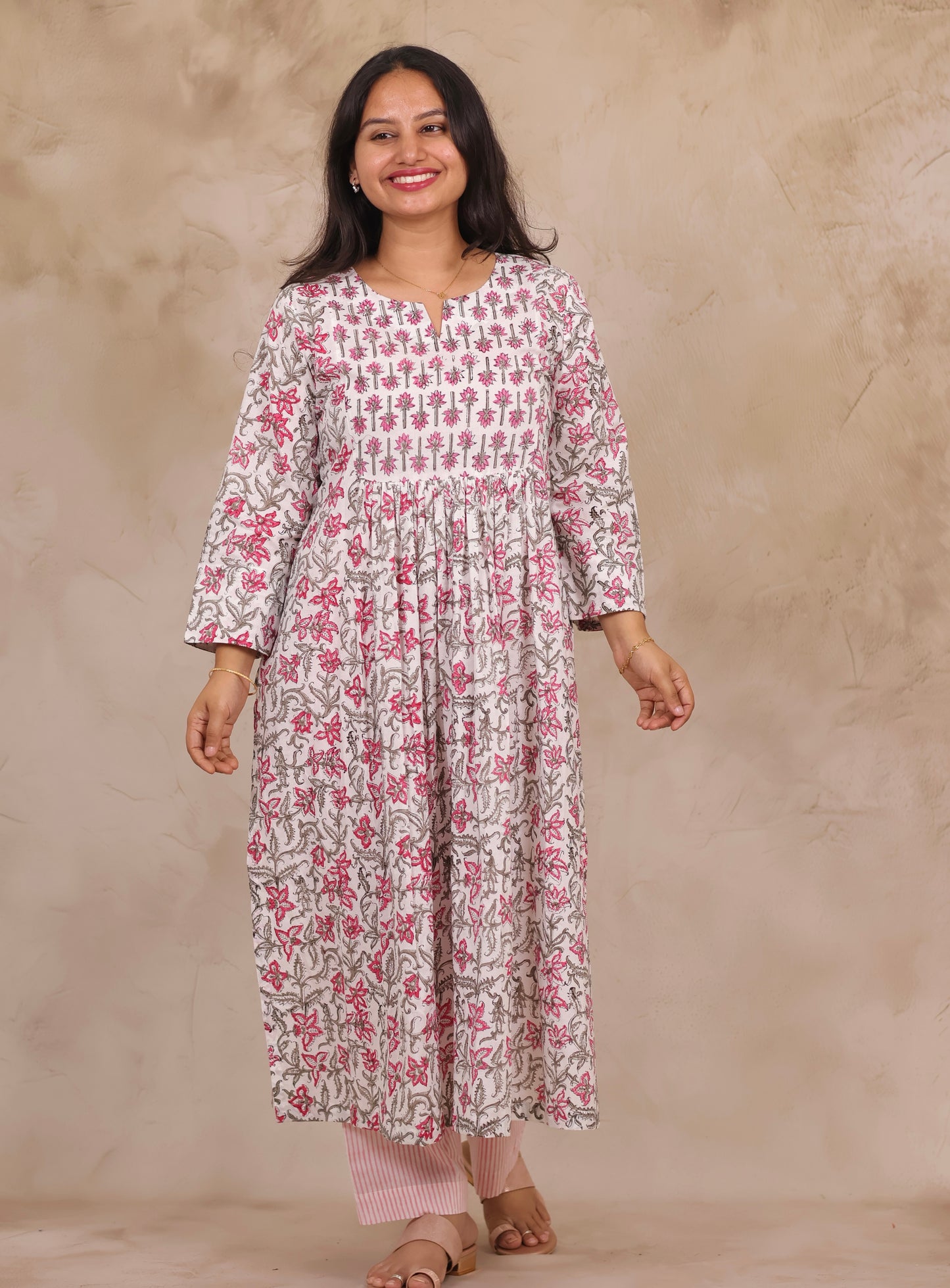 White Pure Mul Cotton Aline Kurta Set (Set of 2) | Looms & Tassels