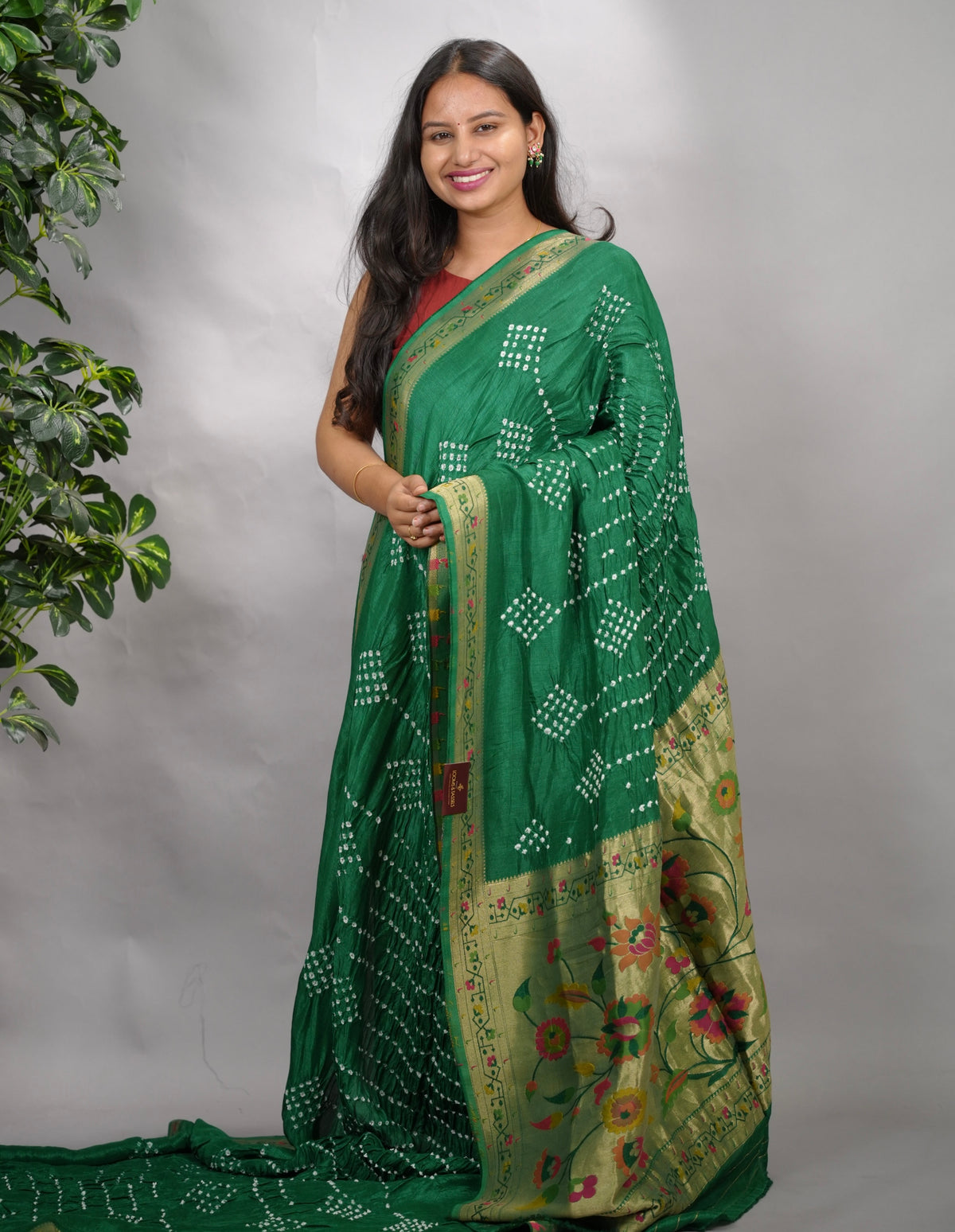 Green Handcrafted Pattern Bandhani Paithani Dola Silk Saree | Looms & Tassels