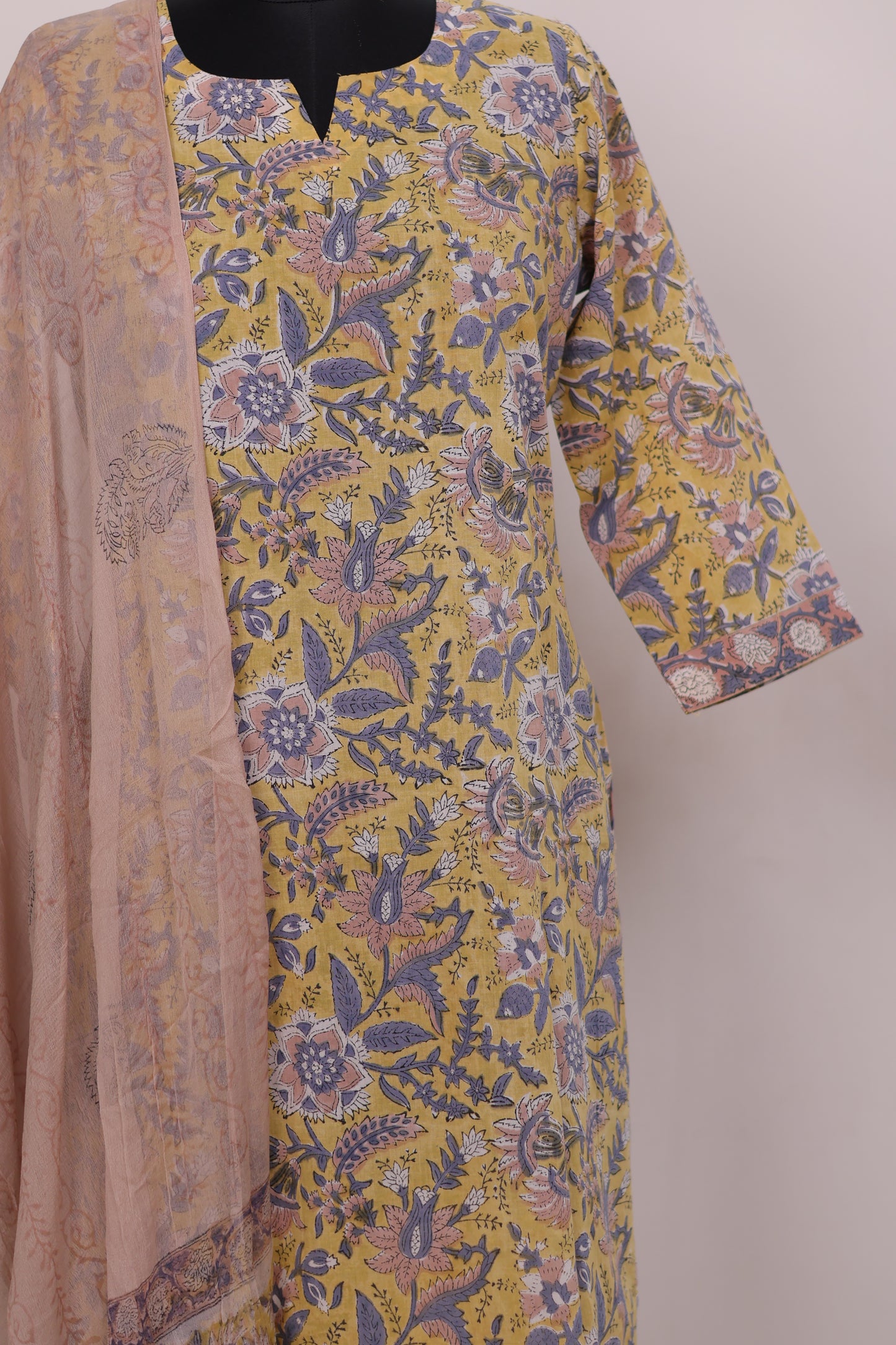 Handblock printed Pure Mul Cotton with Chiffon Duppata 3 piece suit (stitched)