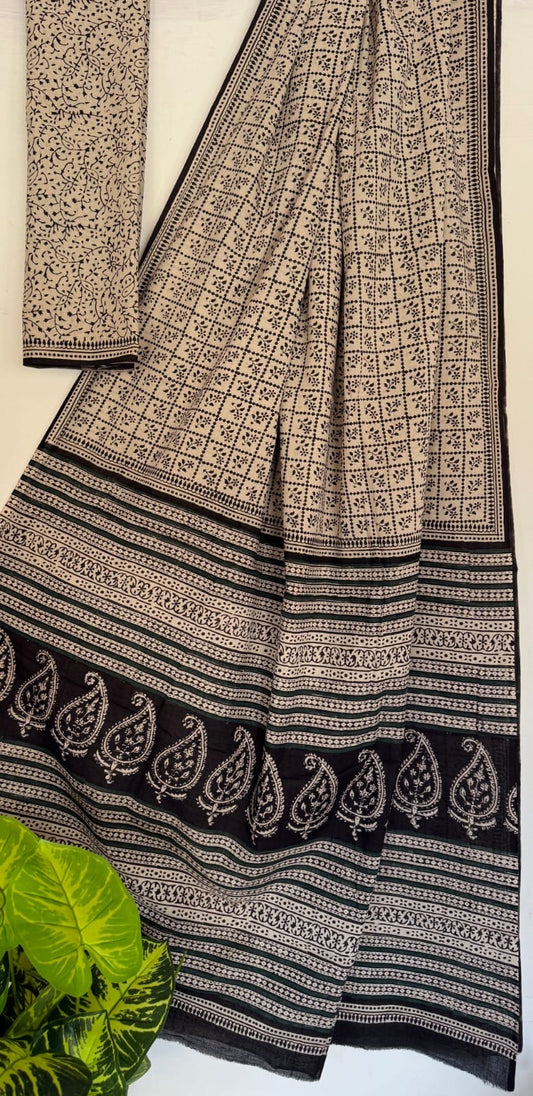 Cream Bagru Handblock printed MulMul cotton saree