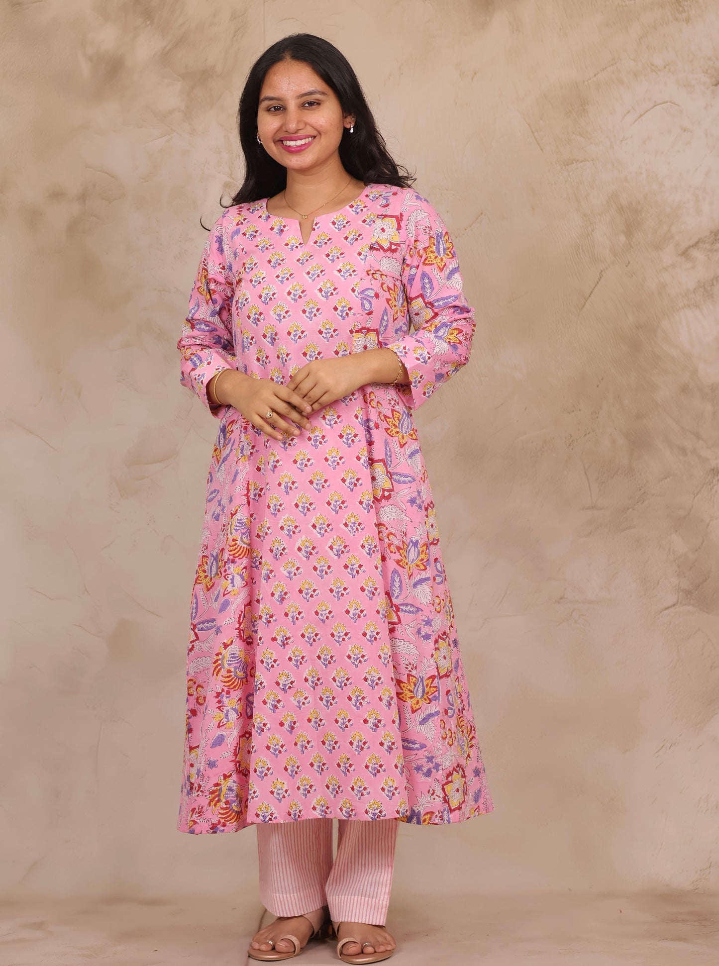 Pink Pure Mul Cotton Kali Kurta Set (Set of 2) | Looms & Tassels