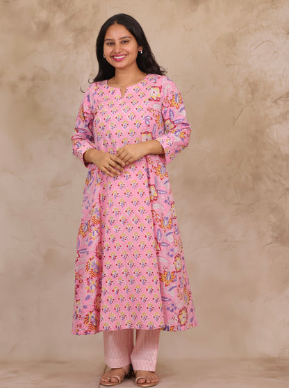 Pink Pure Mul Cotton Kali Kurta Set (Set of 2) | Looms & Tassels