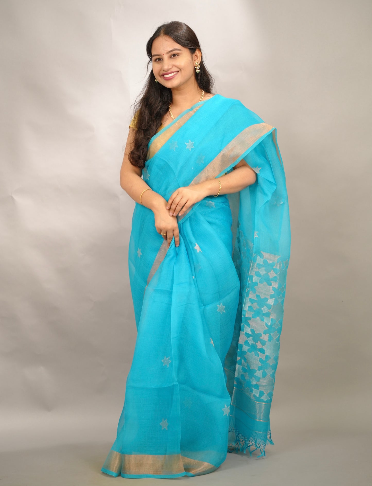 Sky Blue Handloom Muslin Silk Saree With jamdhani weaving | Looms & Tassels