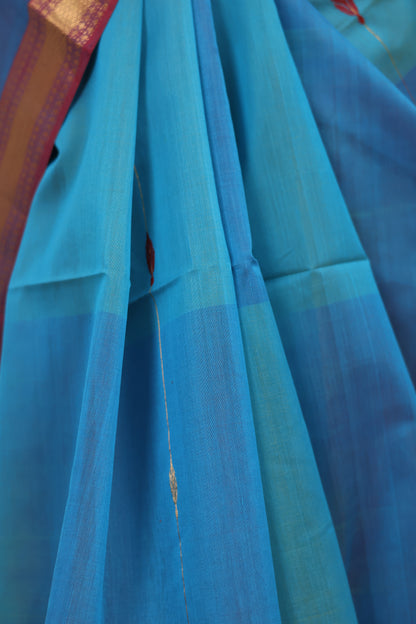Dual Shade Blue Handloom Maheswari Silk Cotton Sarees | Looms & Tassels