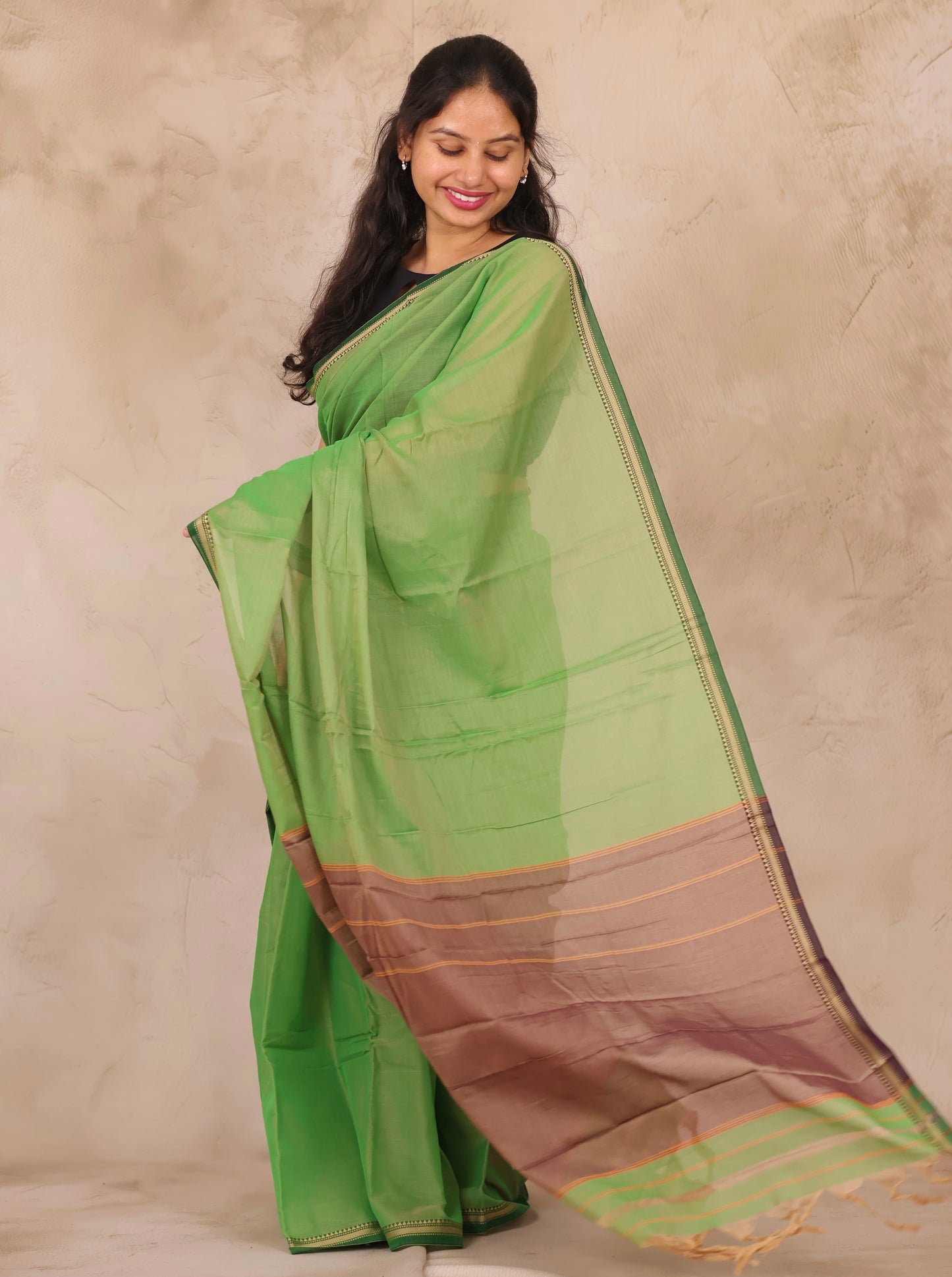 Green Narayanpet Cotton Saree | Looms & Tassels