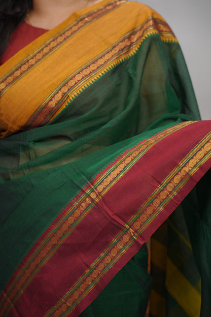 Green Narayanpet Cotton Saree With Ganga And Jamuna Border | Looms & Tassels