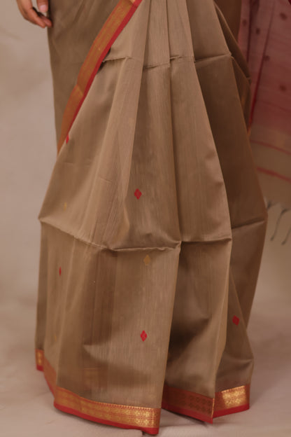 Handloom Maheswari Silk Cotton Sarees | Looms & Tassels