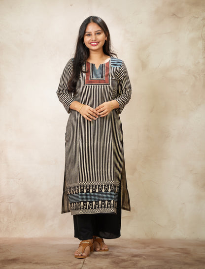 Black & White Ajrakh Pattern Hand Block printed Kurti | Looms & Tassels