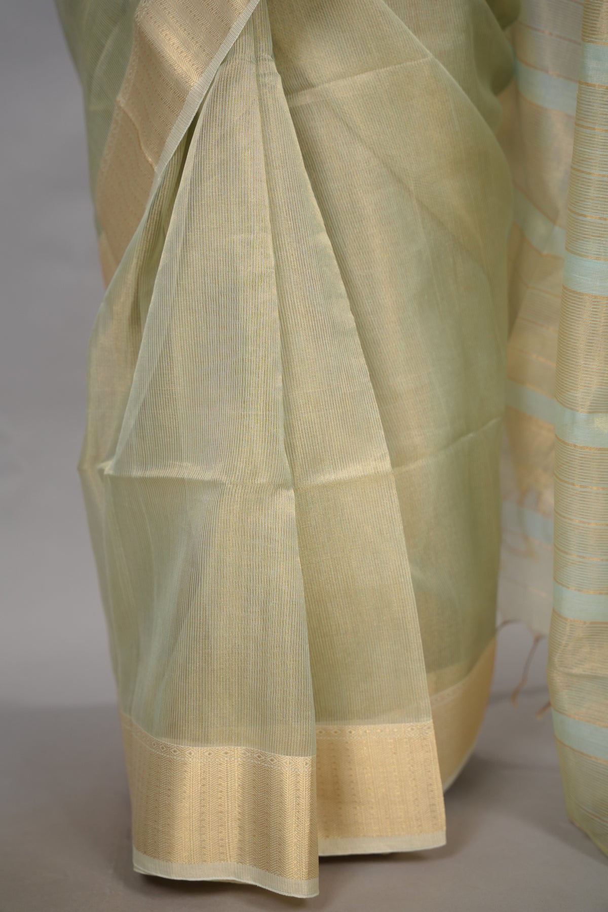 Checks Handloom Maheswari Tissue Silk Cotton Sarees | Looms & Tassels