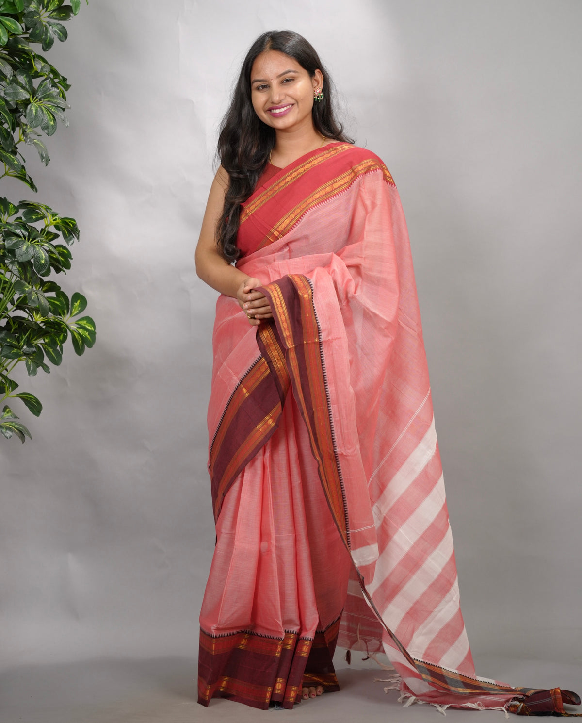 Onion Pink Narayanpet Cotton Saree With Ganga And Jamuna Border | Looms & Tassels