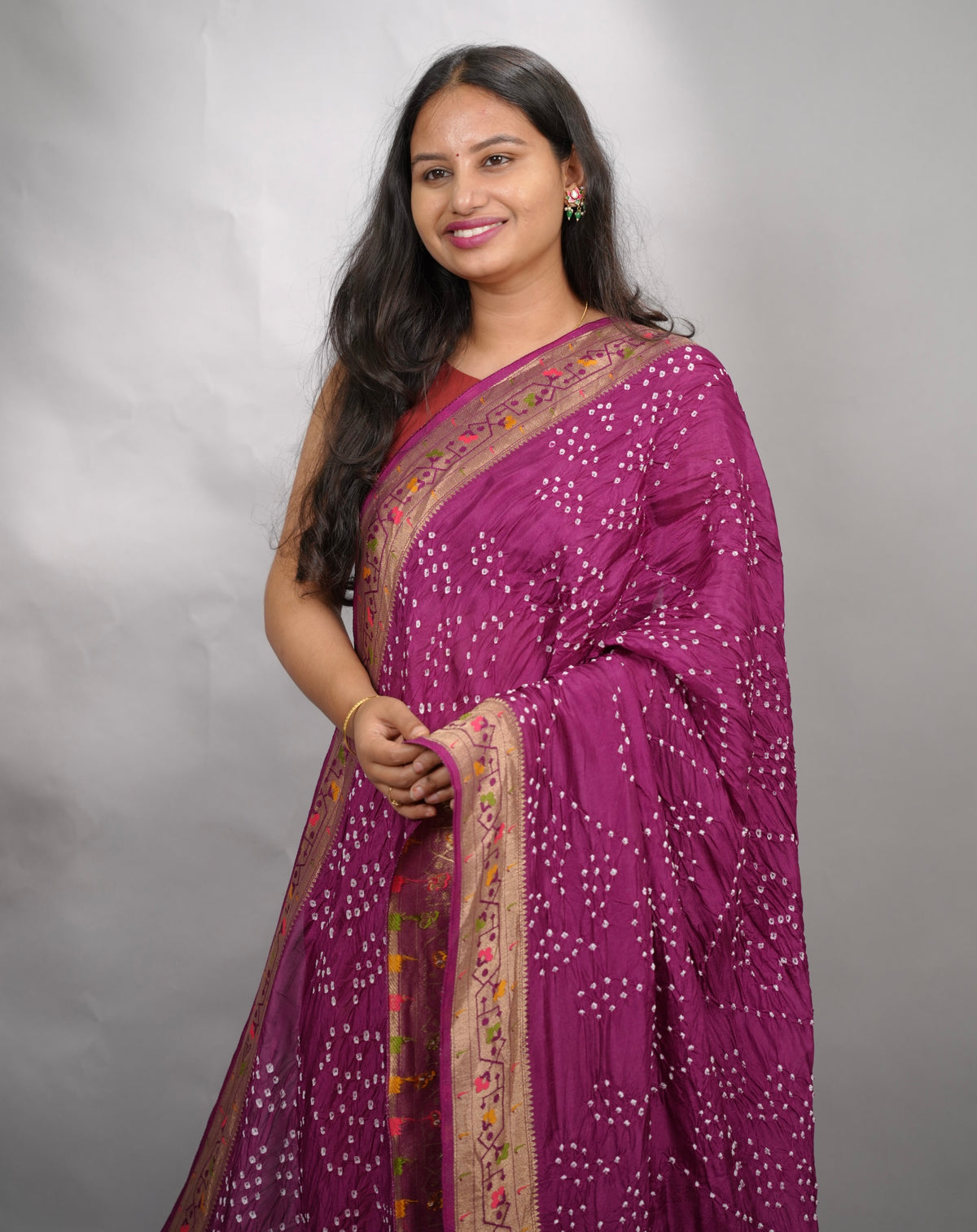 Magenta Handcrafted Pattern Bandhani Paithani Dola Silk Saree | Looms & Tassels