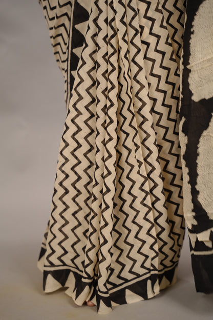 Cream & Black Georgette Hand Block Printed Saree| Looms & Tassels