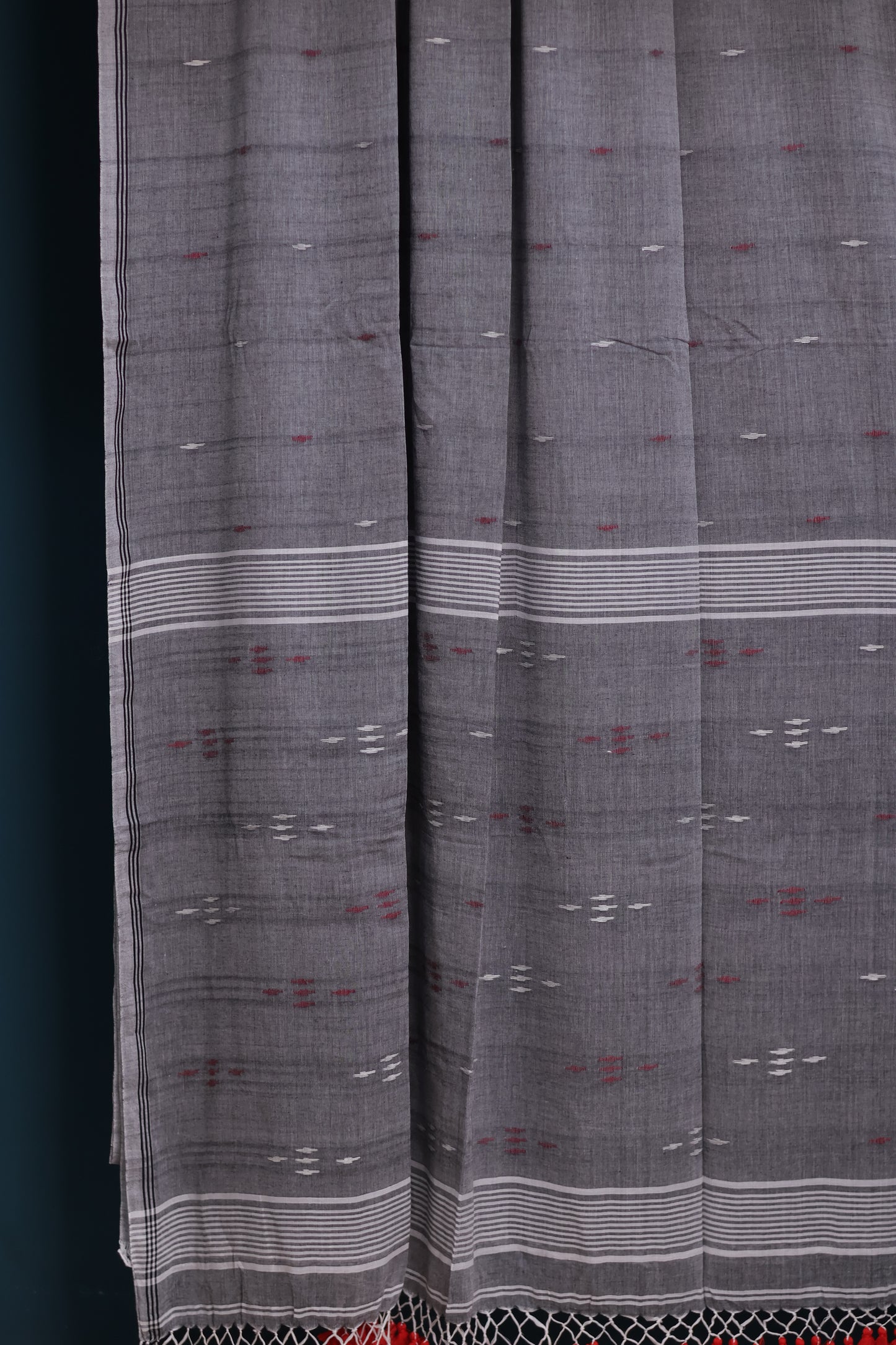 Grey Pure Handwoven Malai Cotton Saree with Butta Weaving